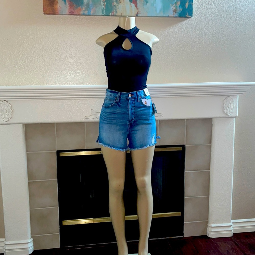 Shorts 🩳 ultra hi rise Celebrity Pink